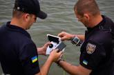 У Миколаєві підводні дрони допомагають рятувальникам шукати міни у річках (відео)