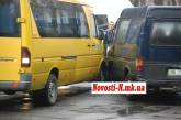 В центре Николаева маршрутка столкнулась с микроавтобусом