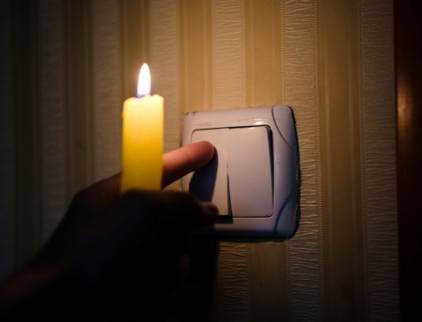 На багатьох вулицях Миколаєва завтра не буде світла: графік відключень