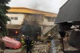 Пошкоджено склади та автомобілі: наслідки ракетної атаки РФ на Київ