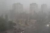 Київську область накрила потужна злива з градом: область частково без світла