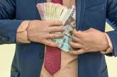 Середня зарплата чиновників в Україні перевищила 50 тисяч гривень, — Мінфін