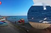 На пляжі в Одесі міна здетонувала прямо поруч з відпочивальниками у морі, - ЗМІ