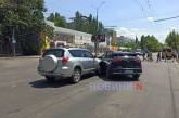 На перехресті у Миколаєві зіткнулися «Кіа» та «Тойота»