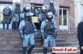 Борьба за 132 округ: в суде Яценюк заявил, что протоколы сфальсифицированы "Беркутом"