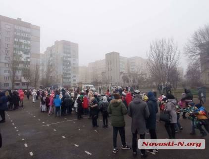 У Миколаєві невідомий заявив про «мінування» шкіл та дитячих садків