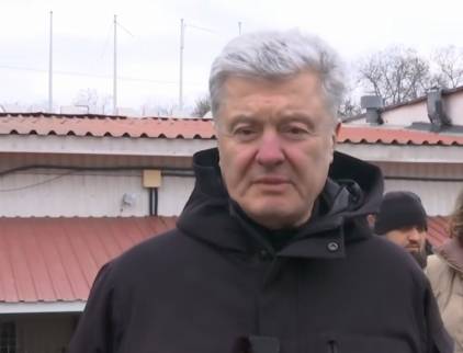 Порошенко відвідав Миколаїв та прокоментував зустріч Зеленського з Трампом (відео)