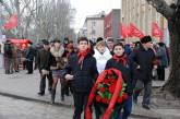 Николаевские коммунисты возложили цветы к памятнику своего «вечно живого» вождя