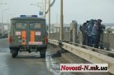Девушка прыгнула с моста в Николаеве из-за несчастной любви: ей было всего 17 лет