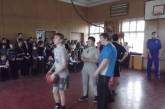 Игроки МБК «Николаев» дали школьникам уроки точного броска 