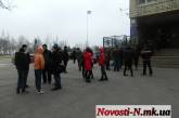 В Николаеве родители юных спортсменов вышли на пикет в защиту базы «Спартак»