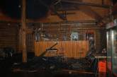 Ночью в Николаеве горело кафе: едва не взорвались баллоны с газом