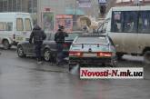 В центре Николаева столкнулись BMW и «восьмерка» 