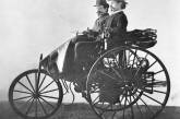 Первый в мире автомобиль Benz Patent-Motorwagen. 1886 г. ФОТО