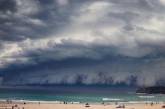 Сидней накрыло редкое облачное цунами. Видео