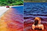 Туристов покорило озеро цвета кока-колы, расположенное в Бразилии (ФОТО)