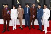 Музыкантов из группы BTS призвали в армию