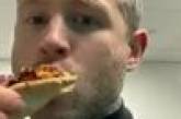 Фітнес-тренер 30 днів їв піцу і примудрився схуднути (ВІДЕО)