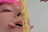 Дівчина з роздвоєним язиком ошелешила юзерів, як вона їсть – відео