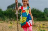 Девочка нашла меч в озере, где король Артур утопил Экскалибур. ФОТО