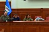 Заступник Кличка заснув на сесії Київради під час виступу свого шефа: відео та фотожаби