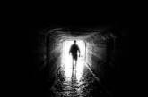Ученые объяснили, почему перед смертью люди видят свет в конце тоннеля