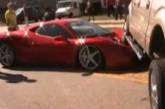 В США лихач на новенькой Ferrari влетел под гигантский джип (Видео)