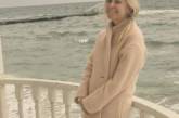 Тоня Матвиенко щеголяла на море в модном пальто. ФОТО