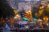 В Каталонии прошел массовый митинг с требование освободить лидеров движения за независимость региона. ФОТО