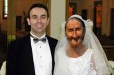 В Виннице парень женился на 85-летней бабушке, чтобы не служить в армии