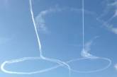 Американских летчиков ждет наказание за непристойность в небе (фото 18+)