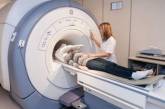 Врачи рассказали о преимуществах и рисках МРТ головы