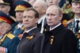 Медведев пошел на открытую конфронтацию с Путиным