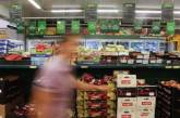 Сойти с ума: в России двое парней заявились в супермаркет в чем мать родила