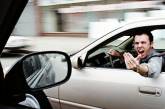 Названы пять самых раздражающих факторов для водителей на дороге
