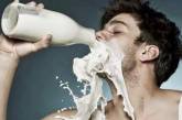Диетологи опровергли популярные мифы о молоке