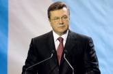 Янукович рассказал, как власть обеспечивает учителей и пенсионеров