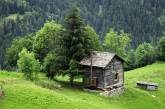 Уютная хижина в Швейцарских Альпах. ФОТО