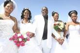 Житель ЮАР женился на четырех женщинах одновременно