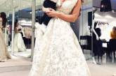 Анна Седокова поделилась фотографией в свадебном платье.ФОТО