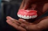 В США создали протез, который может чистить полость рта