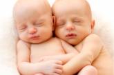 США бьют рекорды по рождению близнецов