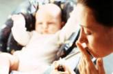 Младенцы из бедных семей чаще умирают от курения мам  