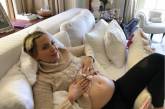 Беременная Кейт Хадсон показала большой живот