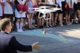 В Беларуси «последний звонок» в школе дал дрон. ФОТО