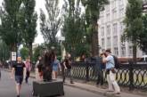 В Киеве на Марше равенства видели неприличную скульптуру Путина. ФОТО