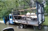 В России пылающий грузовик тушили фекалиями. ВИДЕО
