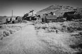 Город-призрак Боди на черно-белых фото Филиппа Молкана. ФОТО