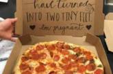 Пицца в помощь: девушка придумала забавный способ сообщить о беременности. ФОТО