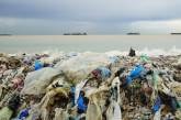 Пляжи Бейрута, заваленные мусором. ФОТО